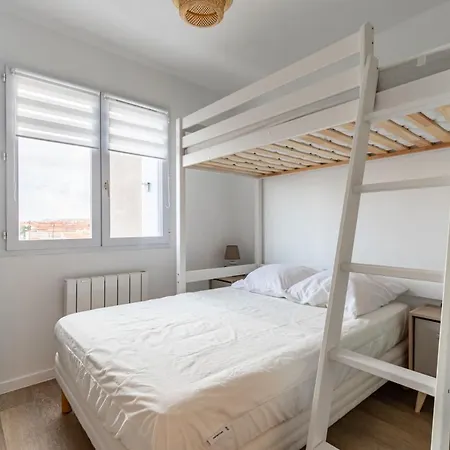 A 500m De La Апартаменты *